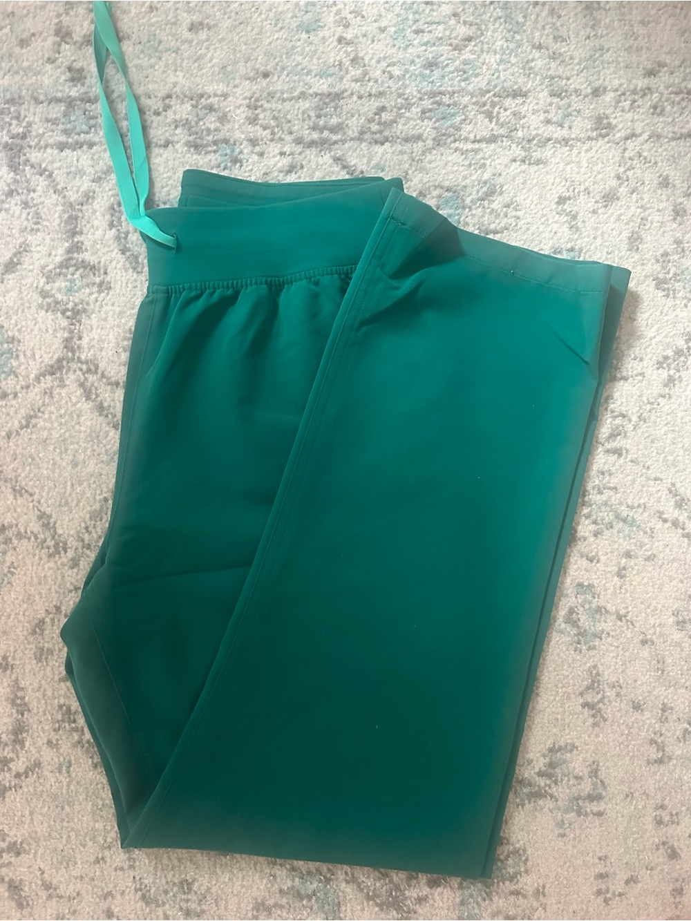 Figs High Rise Livingston Straight-Leg Pants in Green